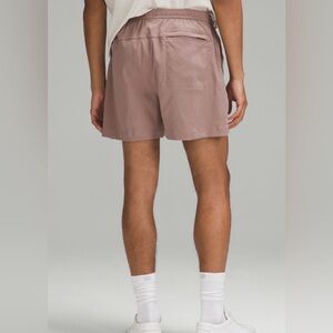 🍋Men’s Lululemon Bowline Short 5” Woven Size  M Twilight Rose M7B99S🍋